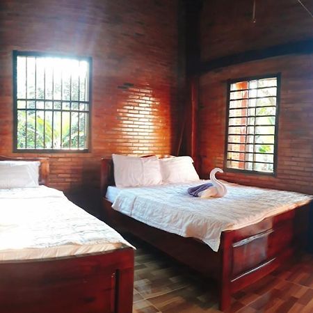 Cat Tien Farmer Lodge Quan Tom Екстериор снимка